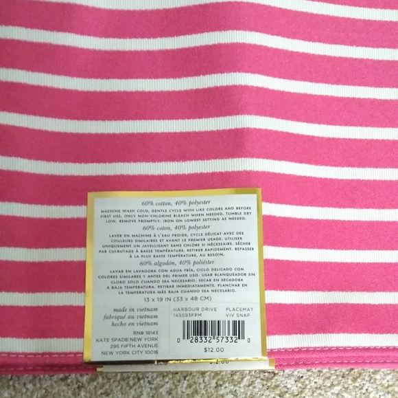 Kate Spade NY 4 Piece Placemats. - Picture 2 of 3